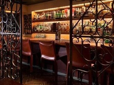 Bar THE HAMILTON 銀座で10年続くオーセンティックバー。HAMILTONグループ本店です。オシャレな空間で美味しいお料理とお酒を提供しています。