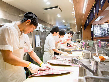 回転寿司 根室花まる JRタワーステラプレイス店(020) 
