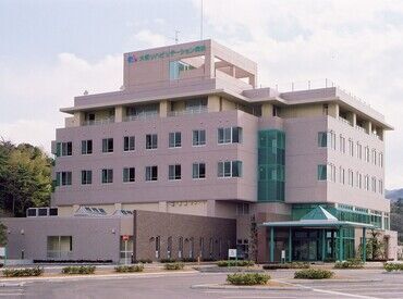 医療法人交詢医会 大阪リハビリテーション病院 未経験、久しぶりのお仕事復帰にもぜひ！
業務についてはイチから丁寧にお教えするので
しっかりと覚えていってくださいね☆