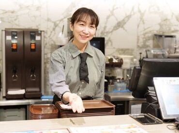 「カラフルで可愛いスイーツ」もたくさん販売中♪CAFE de CRIEの季節メニューは種類豊富でシーズン毎に楽しみがいっぱい★