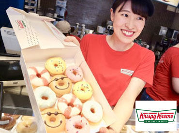 出勤時はドーナツ無料で食べられる♪おいしい、ドーナツ。それに合わせるのはコーヒー…もう最高です!毎日の自分にご褒美を!