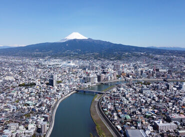 20代～70代の方まで幅広い世代が活躍しているお仕事！
副業・扶養内など働き方は自由です！