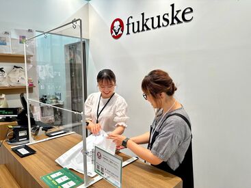 Fukuske Outlet 神戸三田店 身近なアイテム≪靴下≫の販売がお仕事!お客様はご自身のペースでお買い物されるので、聞かれた際に接客対応をお願いします◎