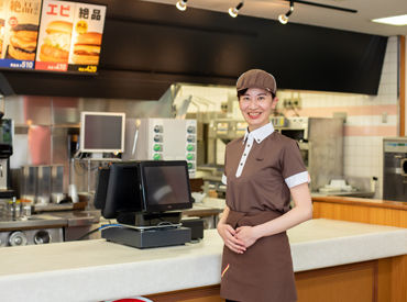 ロッテリア　南海堺東店 長年愛されているロッテリアで働こう！
「おいしい～♪」お客様の笑顔がうれしいお仕事です♪