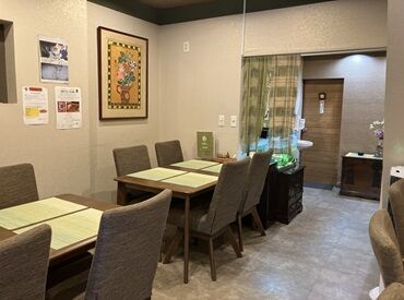 飲食未経験の方も大歓迎♪
席数も多くはないので初めてでも安心してスタートできますよ◎