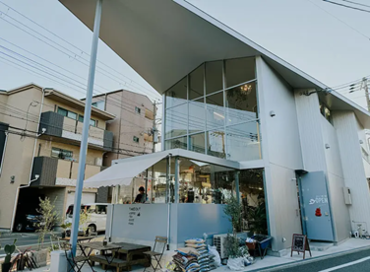 駅チカ×おしゃれカフェのNEWスタッフ大募集♪
土日祝勤務できる方歓迎♪