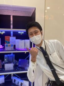 PLEASE3 大学生・フリーター・主婦（夫）まで、
幅広い年代が活躍中！
気兼ねなく話せる方ばかりで
コミュニティの輪も広がるんです♪