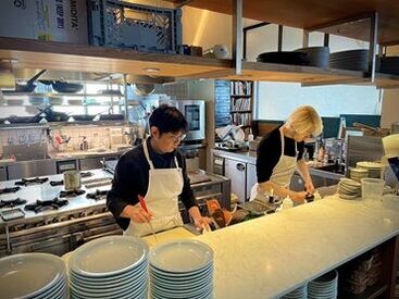 「将来は自分のお店を持ちたい」
そんな志のある方大歓迎！
当店の経験を活かしてカフェで独立したスタッフも！