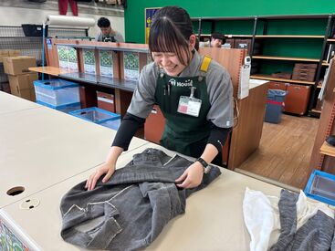 オフハウス小松東店 ≪未経験スタート大歓迎！！≫
接客経験のない方も、はじめのうちはしっかりフォローに入るので安心してスタートできます♪