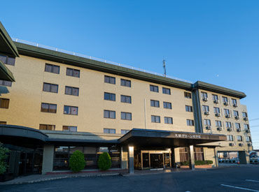 久居グリーンホテル 社員・スタッフともに良い関係を築いて
お客様へ親しまれる場所・サービスを提供しましょう◎