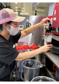 世界中で1800店舗超を展開！
こだわりの台湾茶葉を使ったドリンクが大人気！お気に入りの一杯を探しちゃおう♪