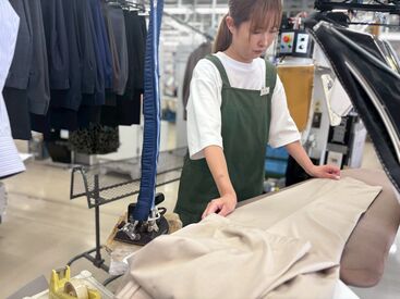 クリーニングぴいぷる 天神川店 ≪女性スタッフ、多数活躍中≫
お昼休憩中もわきあいあいとした雰囲気♪
子育ての話をしたりも★