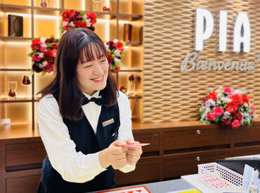 オープン前までは別店舗での勤務も可能です！
スタート日もお気軽に相談ください★