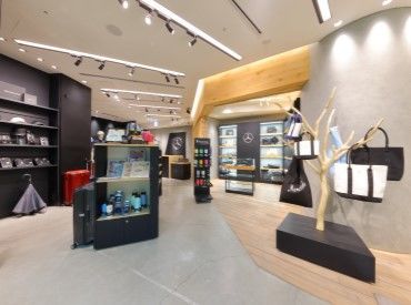 主にお客さまは旅行で訪れた方やビジネスマンがメイン♪
接客業やアパレル販売の経験がある方は、今までの経験を活かせます◎
