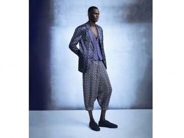 GIORGIO ARMANI
(ジョルジオアルマーニ)