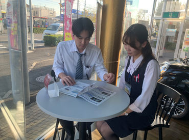 ＼人と話すのが好きな方へ／
地域に住む車を持つ方がお客様♪
車の相談&点検で定期的にくるので
顔見知りになり接客もしやすい◎
