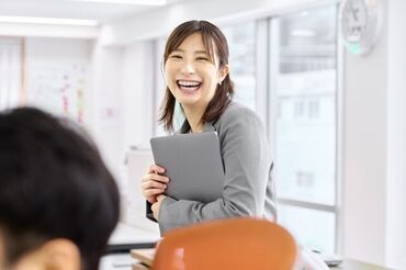 株式会社アーク ※勤務地:大阪府泉南市　(1) "履歴書不要"で即応募♪
面接時に簡単なエントリーシートを記入するだけでOKです★
普段通りにお越しください！