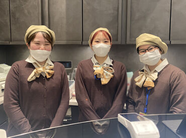 Atelier Anniversary（アトリエアニバーサリー） 渋谷東急フードショーエッジ店 ＼可愛いスイーツ好きな方に♪／ 
【渋谷スクランブルスクエア】内で
雨にも濡れず、通勤に便利！
バイトデビューも大歓迎♪