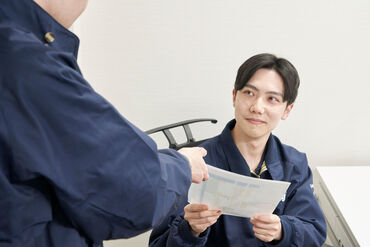 \未経験から正社員に!/
初めてのフォークリフト免許取得も◎
会社が全面バックアップするので
安心してご応募くださいね!
