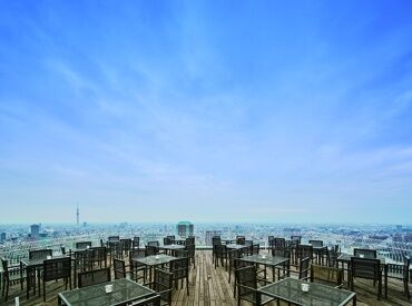 感動の瞬間に携われるので、
思い出にもなるレアバイト♪
就活に活かせる経験にもなるんです◎