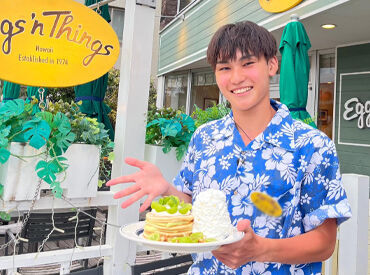 メディアでも話題のお洒落なお店♪和気あいあいとした職場で先輩Staffがイチからお仕事を伝授しますよ！