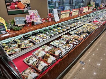 生活協同組合 コープしが コープぜぜ店 「帰りにスーパーに寄らないと…」なんてことはなし◎
休憩中やお仕事帰りに夕飯の材料もサクッと買えちゃう♪