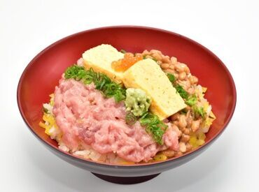★220円のまかないあり★
＜寿司＞がおトクに食べられます！
寿司大好きな方、大歓迎！みんなに大好評ですよ♪