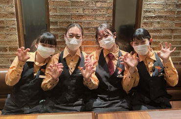＼家事や他のお仕事との両立も◎／
シフトの融通がききやすいので無理せず働けますよ
学生、フリーター～主婦さんまで多数活躍♪