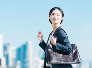 介護付有料老人ホーム 花珠の家いせはら（株式会社日本アメニティライフ協会） ＼シニア世代も大歓迎／
無理なく働ける"日勤のみ"！
お子さんがいる方も安心◎
残業なしなのも嬉しいPOINT♪
※写真はイメージ