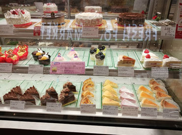 不二家 フジグラン松山店 ～ペコちゃんでおなじみの「不二家」～
社員割引あり！10%OFFで購入OK
週2日・1日3h～OK★学校や家事と両立したい方も安心！