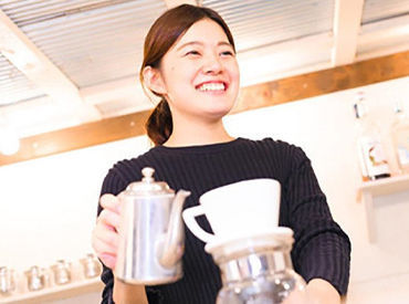 cafe citron(シトロン) 一緒の時期にスタートする仲間もいるので
安心してスタートできますよ◎
