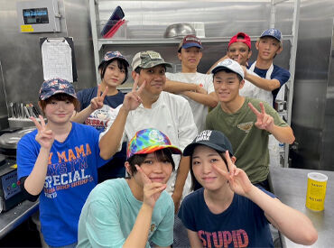 ババガンプシュリンプ東京 《週1～OK！》バイトは大学生がメイン★
明るくて面倒見の良いメンバーばかりだから
定着率も良いんです♪