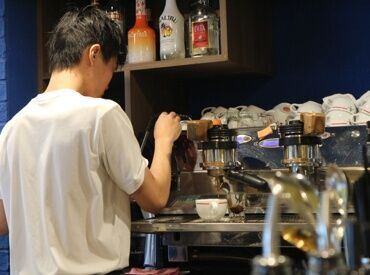お店の雰囲気・メニューなどを
SNSやHPで積極発信中なのでぜひご覧ください♪