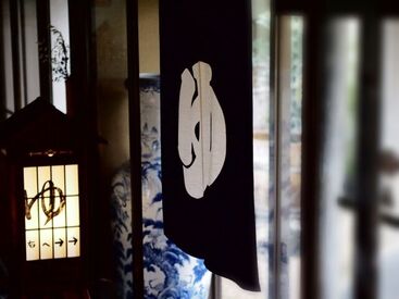 朝日綜合管理株式会社　勤務地：竹瓦温泉 経験ゼロから温泉マイスターの資格取得も叶う♪認定試験料金助成あり◎
がんばるあなたを応援します！
※画像はイメージです