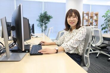 株式会社ExPlay （求人番号：MN33） スマホゲームで有名なグリーの
グループ会社、ExPlay。

人の感性を生かしたオリジナリティ溢れる
メール応対が弊社の強みです◎
