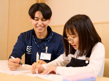 栄光の個別ビザビ 東大赤門前校 一度に教える生徒は最大2人まで。未経験でも始めやすい個別指導です♪大学生～主婦層まで幅広く活躍中です！