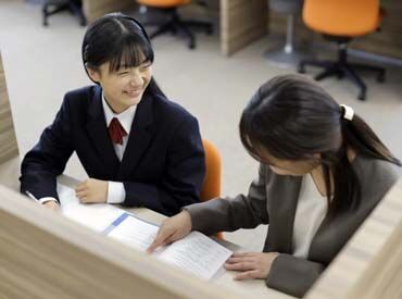 個別教室のトライ　夙川駅前校 CMでお馴染みのトライでお仕事！
たくさんの生徒との交流など、家庭教師では味わえない「個別指導塾」の魅力があります♪