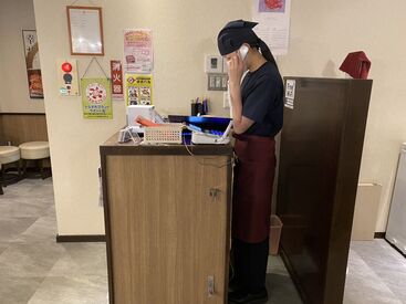 鰻の成瀬 秦野店 ＜未経験歓迎＞
おいしいうな重を1000円代から気軽に食べられるお店♪
落ちついた雰囲気の中で働きたい方にピッタリです◎
