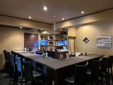 ＼最寄り駅からたったの5分！／
朝はゆっくりスタート ⇒ 15時には閉店
ご自身の都合に合わせて好きな曜日に勤務できます♪