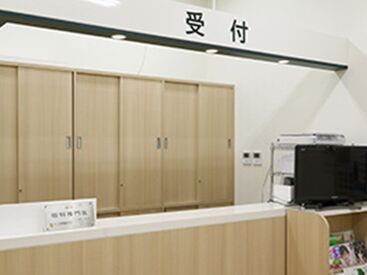 佐久平みゆき眼科 働きながら、コンタクトや目の病気の知識が身につきます♪
日々新しい発見がたくさんあるお仕事ですよ＊