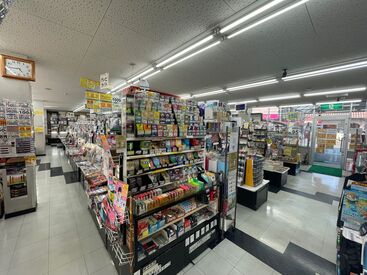株式会社アート 世界のたばこを取り扱うお店♪
あなたもたばこマスターになれるかも！
未経験者も大歓迎です！
幅広い年齢層のスタッフが活躍中