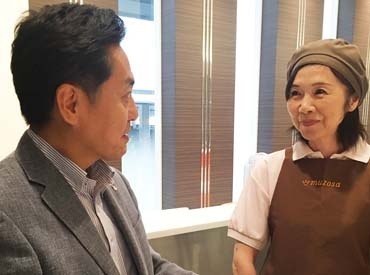 スタッフもお客様もやさしい方ばかりで
働きやすい☆楽しい職場ですよ♪
未経験でも安心してご応募ください(^O^)／