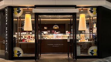 《PIERRE MARCOLINI で働こう！》
世界中のショコラファンに愛されている
“ピエールマルコリーニ”の高級チョコレート！