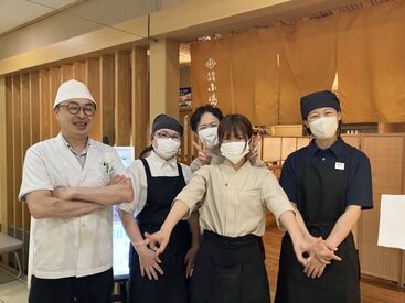 スタッフ同士もとっても明るい雰囲気◎
プライベートでは社割でお得に食べられます♪