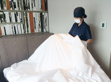 THE BASICS FUKUOKA ＜週2～＞平日に働ける方、歓迎！
面接に履歴書・証明写真は不要なので、
気軽に手ぶらでお越しくださいね◎