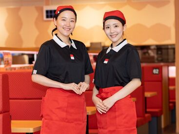 スシロー 市川駅前店 ≪オープニングSTAFFを大募集します！≫
一緒に始める仲間もたくさん！
絆が生まれて、楽しく仲良く働けること間違いナシ★