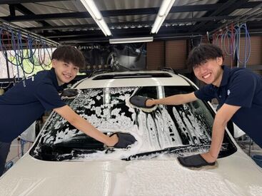 手洗い洗車専門店「ピカッとカー」本多聞店 手洗い専門なので、大きな機械を使うことなし！
だから重たい物を持つことはありません♪