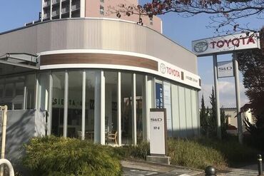 トヨタＳ&Ｄ西東京株式会社 　八王子みなみ野店 専用の用具があるので…
⇒手作業は少なめでほどよい運動に◎
働くうちに洗車のコツも身につきます！
