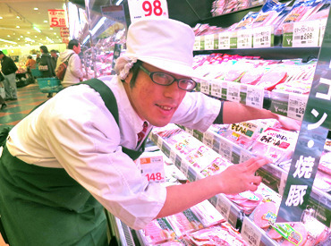 ＜楽しくイキイキ働ける"グルメ館"＞未経験大歓迎！初めてからでも安心STARTできます★分からない事は何でも聞いてくださいね◎