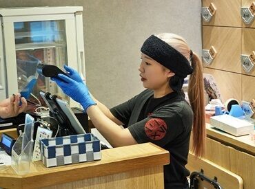 河童ラーメン本舗 川西店 ラーメンにこだわっているので
メニュー数はそこまで多くありません♪
覚えることが少ないのでスグに慣れることができるハズ！